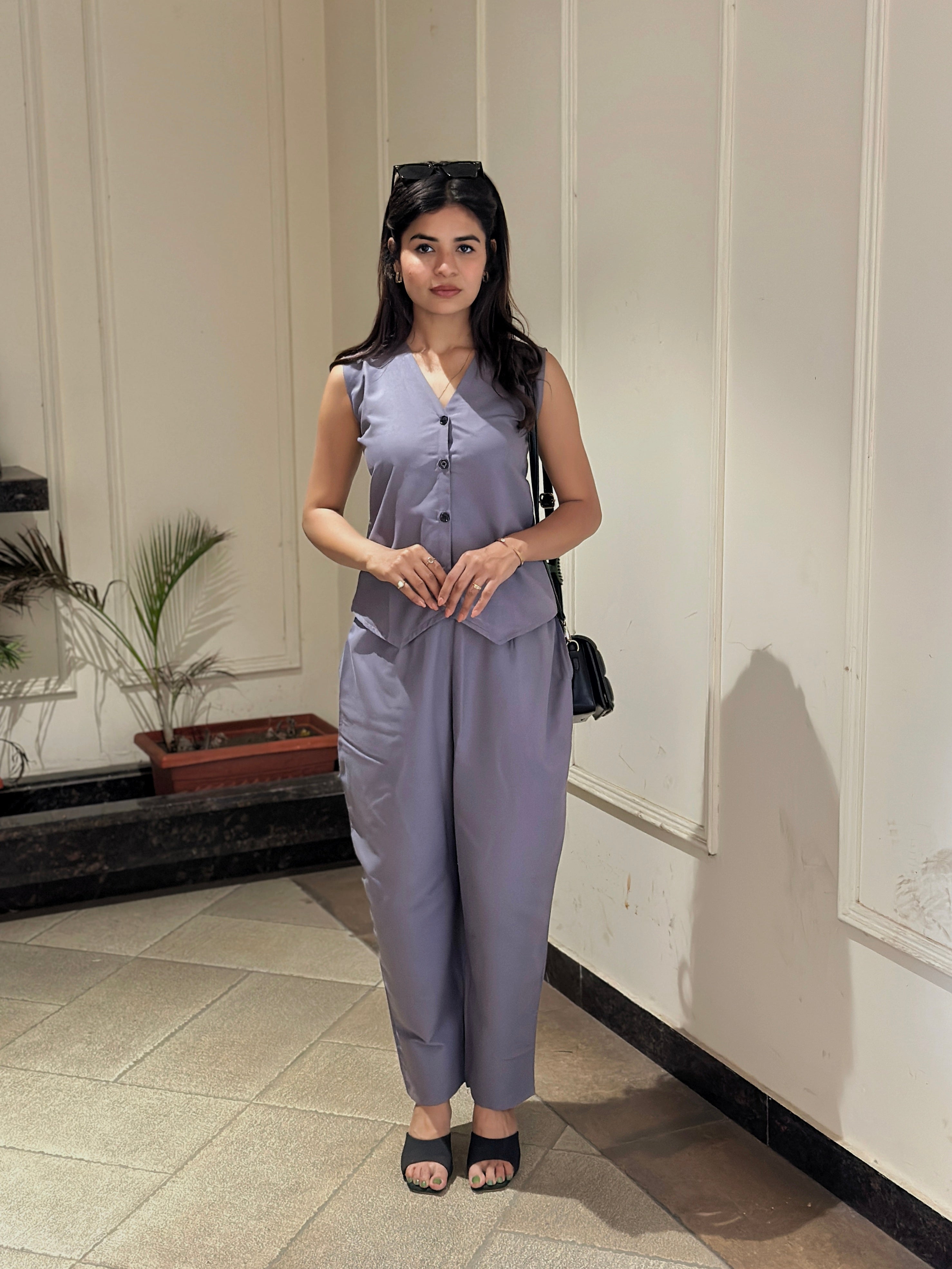 Women Sleeveless Blazer Top And Pants Casual Set
