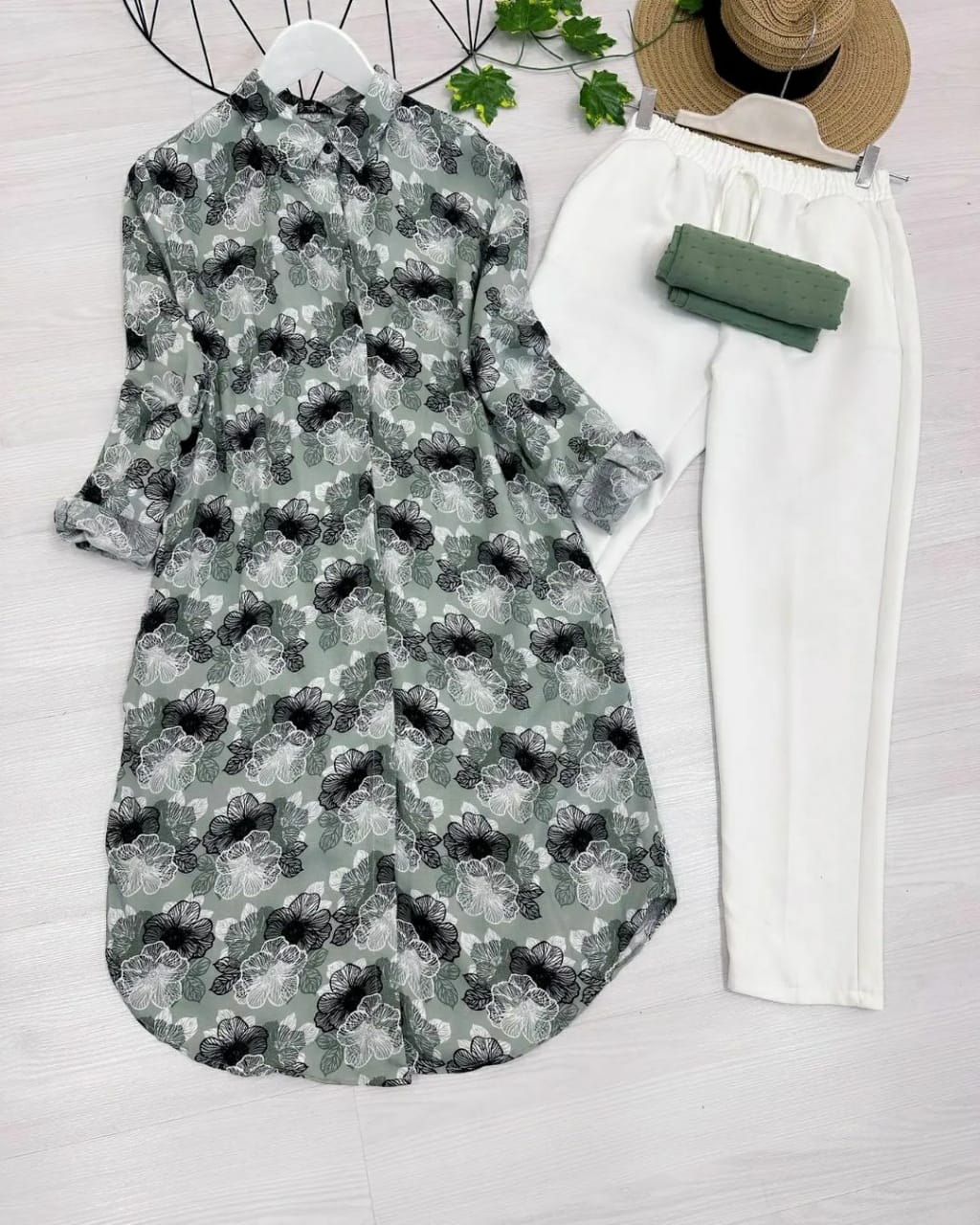 FLORAL PRINTED TOP WITH PLAIN PALAZZO SET