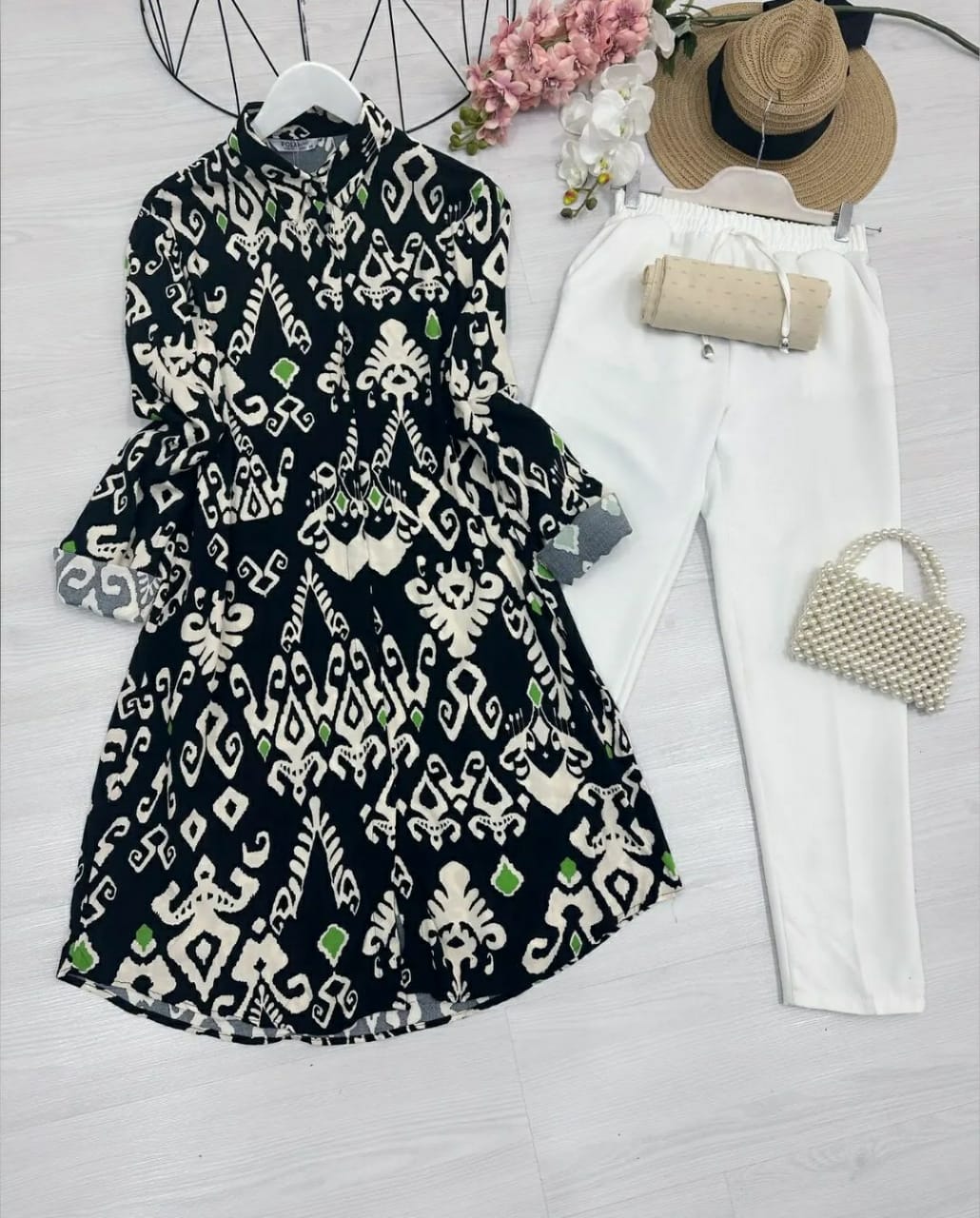 PRINTED TOP WITH PLAIN PALAZZO SET