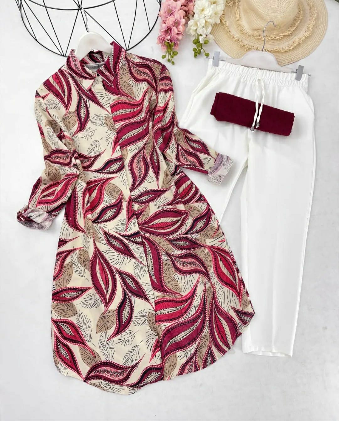 Trendy Fabulous Women's Top And Bottom Set