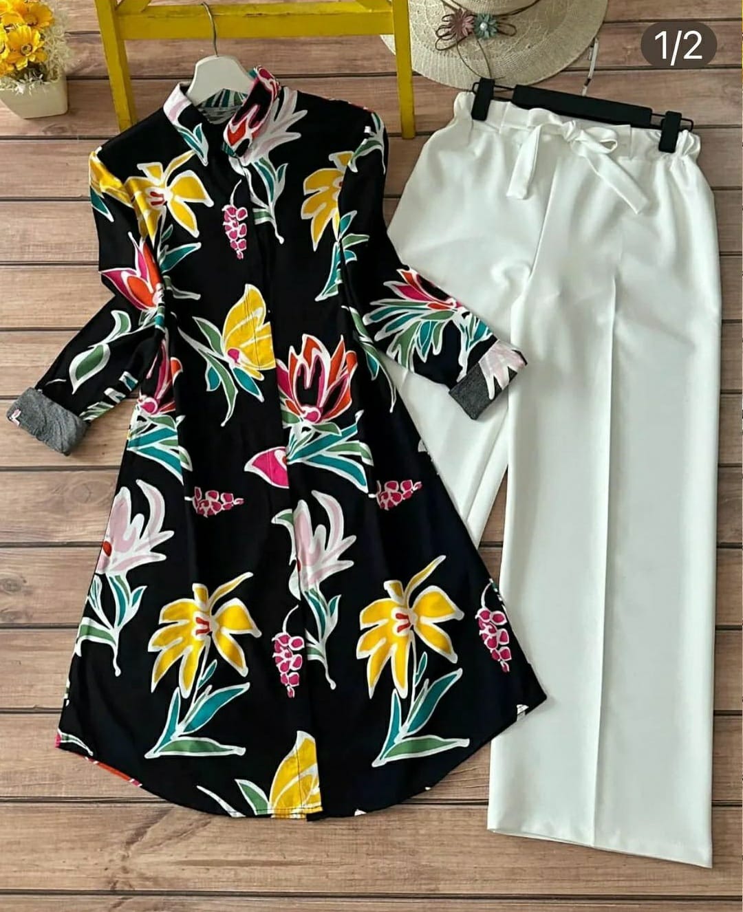 PRINTED TOP WITH PLAIN PALAZZO SET