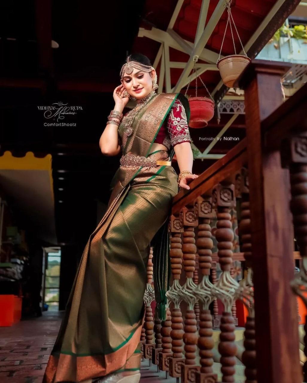 green colour pure soft silk saree with twirling blouse piece-4534